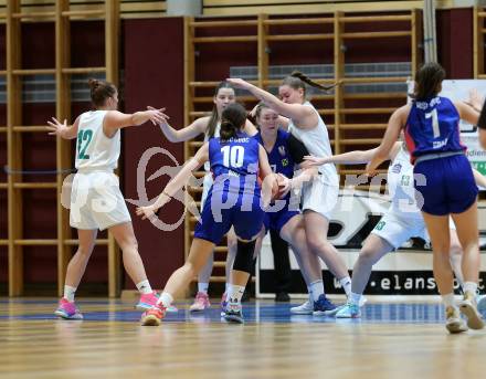 Basketball Damen Superliga. Grunddurchgang 7. Runde. KOS Celovec Damen gegen UBSC-DBBC Graz.  Patricia Pauer, Nikolina Sofric  (KOS),  Ajla Meskic, Nina Krisper (Graz). Klagenfurt, 20.11.2022.
Foto: Kuess
---
pressefotos, pressefotografie, kuess, qs, qspictures, sport, bild, bilder, bilddatenbank