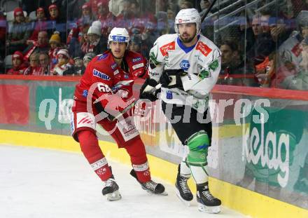 EBEL. Eishockey Bundesliga. EC KAC gegen  HK Olimpija.  Luka Gomboc,  (KAC),  Aleksandar Magovac  (Laibach). Klagenfurt, am 4.12.2022.
Foto: Kuess
www.qspictures.net
---
pressefotos, pressefotografie, kuess, qs, qspictures, sport, bild, bilder, bilddatenbank