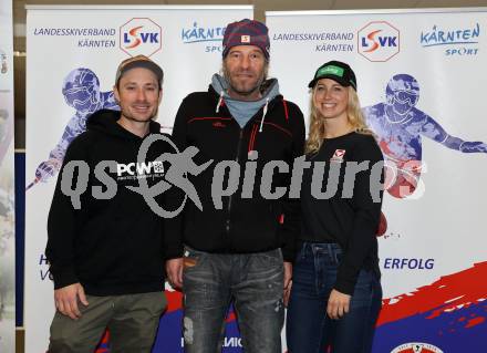 Schi Alpin. Schi Nordisch. Biathlon. Einkleidung Landesschiverband.   Alexander Payer, Trainer Alex Namesnik, Sabine Schoeffmann,. Klagenfurt, am 3.12.2022.
Foto: Kuess

---
pressefotos, pressefotografie, kuess, qs, qspictures, sport, bild, bilder, bilddatenbank