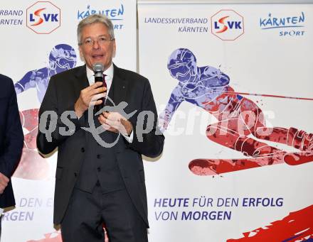 Schi Alpin. Schi Nordisch. Biathlon. Einkleidung Landesschiverband.   Landeshauptmann Peter Kaiser. Klagenfurt, am 3.12.2022.
Foto: Kuess

---
pressefotos, pressefotografie, kuess, qs, qspictures, sport, bild, bilder, bilddatenbank