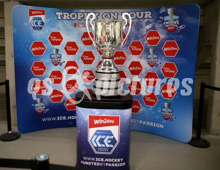 Eishockey Bundesliga. KAC gegen Red Bull Salzburg. ICE Meisterpokal, Trophy on tour. KLagenfurt, am 9.12 2022.
Foto: Kuess
www.qspictures.net
---
pressefotos, pressefotografie, kuess, qs, qspictures, sport, bild, bilder, bilddatenbank