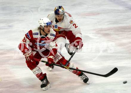 EBEL. Eishockey Bundesliga. EC KAC gegen  Salzburg.  Finn Van Ee, (KAC),  Tyler James Lewington   (Salzburg). Klagenfurt, am 9.12.2022.
Foto: Kuess
www.qspictures.net
---
pressefotos, pressefotografie, kuess, qs, qspictures, sport, bild, bilder, bilddatenbank