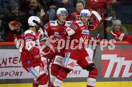 EBEL. Eishockey Bundesliga. EC KAC gegen  Salzburg.  Torjubel David Maier, Tobias Sablattnig, Steven Strong (KAC). Klagenfurt, am 9.12.2022.
Foto: Kuess
www.qspictures.net
---
pressefotos, pressefotografie, kuess, qs, qspictures, sport, bild, bilder, bilddatenbank