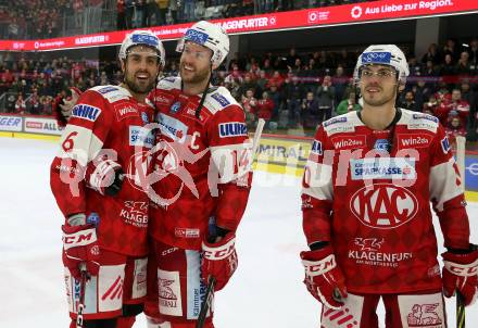 EBEL. Eishockey Bundesliga. EC KAC gegen  Salzburg.  Lucas Lessio, Paul Postma, Thomas Vallant (KAC). Klagenfurt, am 9.12.2022.
Foto: Kuess
www.qspictures.net
---
pressefotos, pressefotografie, kuess, qs, qspictures, sport, bild, bilder, bilddatenbank