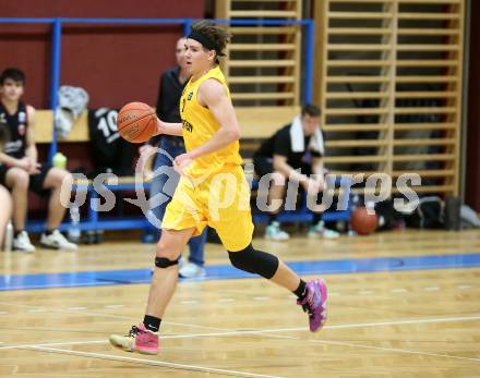 Basketball 2. Liga 2022/2023. Grunddurchgang 10. Runde. Woerthersee Piraten gegen  Mistelbach Mustangs.  Nick Cevizovic  (Piraten), Klagenfurt, am 10.12.2022.
Foto: Kuess
www.qspictures.net
---
pressefotos, pressefotografie, kuess, qs, qspictures, sport, bild, bilder, bilddatenbank