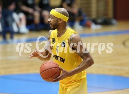 Basketball 2. Liga 2022/2023. Grunddurchgang 10. Runde. Woerthersee Piraten gegen  Mistelbach Mustangs. Shawn L. Ray   (Piraten). Klagenfurt, am 10.12.2022.
Foto: Kuess
www.qspictures.net
---
pressefotos, pressefotografie, kuess, qs, qspictures, sport, bild, bilder, bilddatenbank