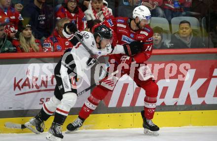 EBEL. Eishockey Bundesliga. EC KAC gegen  Pioneers Vorarlberg.  Paul Postma, (KAC),    Jack Jacome (Vorarlberg). Klagenfurt, am 11.12.2022.
Foto: Kuess
www.qspictures.net
---
pressefotos, pressefotografie, kuess, qs, qspictures, sport, bild, bilder, bilddatenbank