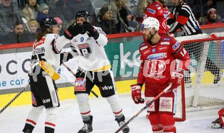 EBEL. Eishockey Bundesliga. EC KAC gegen  Pioneers Vorarlberg. Torjubel Julian Metzler, Richard Jarusek (Vorarlberg). Klagenfurt, am 11.12.2022.
Foto: Kuess
www.qspictures.net
---
pressefotos, pressefotografie, kuess, qs, qspictures, sport, bild, bilder, bilddatenbank