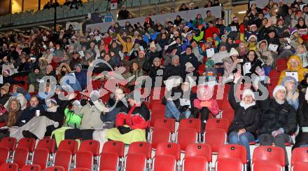 Fussballl Bundesliga. SK Austria Klagenfurt. Kaernten singt Weihnachtslieder.   . Klagenfurt, am 11.12.2022.
Foto:Kuess

---
pressefotos, pressefotografie, kuess, qs, qspictures, sport, bild, bilder, bilddatenbank