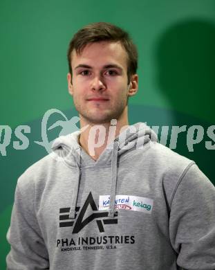 Kaernten Sport. Sportlermeeting. Vertragsunterzeichnung.   Hannes Koestenbaumer (Karate) : Klagenfurt, am 16.12.2022.
Foto: Kuess

---
pressefotos, pressefotografie, kuess, qs, qspictures, sport, bild, bilder, bilddatenbank