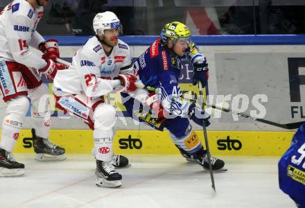 EBEL. Eishockey Bundesliga. VSV gegen KAC.  Benjamin Lanzinger, (VSV),  Thomas Hundertpfund   (KAC). Villach, am 20.12.2022.
Foto: Kuess
www.qspictures.net
---
pressefotos, pressefotografie, kuess, qs, qspictures, sport, bild, bilder, bilddatenbank