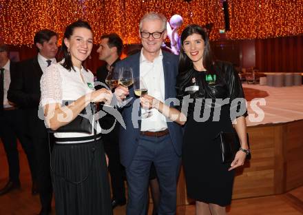 Nacht des Sports. Sportgala. Sportler des Jahres 2022.     Katharina Lobnig, Werner Pietsch, Magdalena Lobnig . Velden, am 21.12.2022.
Foto: Kuess
www.qspictures.net


---
pressefotos, pressefotografie, kuess, qs, qspictures, sport, bild, bilder, bilddatenbank