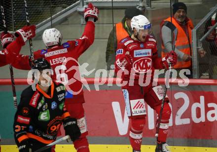 EBEL. Eishockey Bundesliga. EC KAC gegen  Moser Medical Graz99ers.  Torjubel Matthew Fraser,, Lucas Lessio (KAC). Klagenfurt, am 23.12.2022.
Foto: Kuess
www.qspictures.net
---
pressefotos, pressefotografie, kuess, qs, qspictures, sport, bild, bilder, bilddatenbank