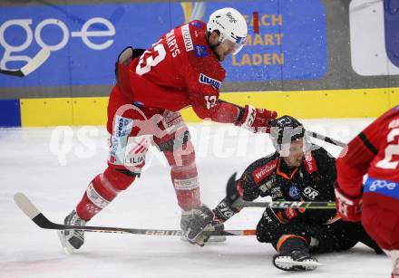 EBEL. Eishockey Bundesliga. EC KAC gegen  Moser Medical Graz99ers.  Rihards Bukarts,  (KAC),   Viktor Granholm (Graz). Klagenfurt, am 23.12.2022.
Foto: Kuess
www.qspictures.net
---
pressefotos, pressefotografie, kuess, qs, qspictures, sport, bild, bilder, bilddatenbank