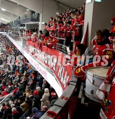 EBEL. Eishockey Bundesliga. EC KAC gegen  Steinbach Black Wings Linz. Fans  (KAC). Klagenfurt, am 30.12.2022.
Foto: Kuess
www.qspictures.net
---
pressefotos, pressefotografie, kuess, qs, qspictures, sport, bild, bilder, bilddatenbank