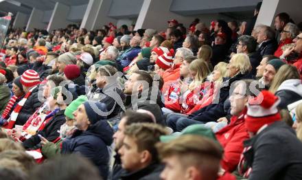 EBEL. Eishockey Bundesliga. EC KAC gegen  Steinbach Black Wings Linz.  Fans (KAC). Klagenfurt, am 30.12.2022.
Foto: Kuess
www.qspictures.net
---
pressefotos, pressefotografie, kuess, qs, qspictures, sport, bild, bilder, bilddatenbank