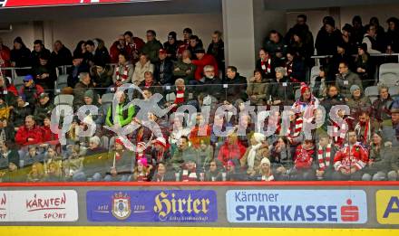 EBEL. Eishockey Bundesliga. EC KAC gegen  Steinbach Black Wings Linz.  Fans  (KAC). Klagenfurt, am 30.12.2022.
Foto: Kuess
www.qspictures.net
---
pressefotos, pressefotografie, kuess, qs, qspictures, sport, bild, bilder, bilddatenbank