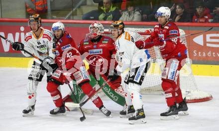 EBEL. Eishockey Bundesliga. EC KAC gegen  Steinbach Black Wings Linz. Rok Ticar, Sebastian Dahm, Clemens Unterweger, (KAC),  Stefan Gaffal, Brodi Ripken Stuart    (Linz). Klagenfurt, am 30.12.2022.
Foto: Kuess
www.qspictures.net
---
pressefotos, pressefotografie, kuess, qs, qspictures, sport, bild, bilder, bilddatenbank