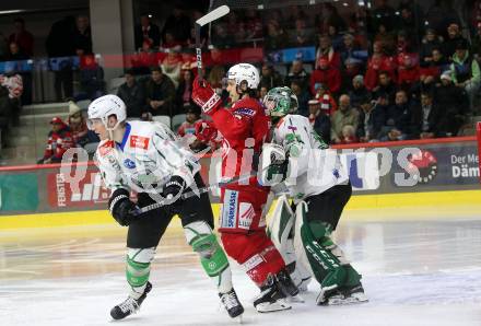 EBEL. Eishockey Bundesliga. EC KAC gegen  HK SZ Olimpija Ljubljana.  Manuel Ganahl,  (KAC),   Kristjan Ceppon, Anthony Morrone (Ljubljana). Klagenfurt, am 3.1.2023.
Foto: Kuess
www.qspictures.net
---
pressefotos, pressefotografie, kuess, qs, qspictures, sport, bild, bilder, bilddatenbank