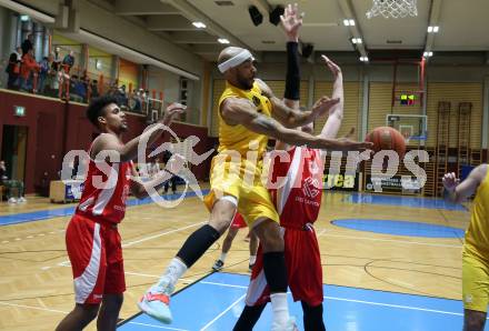 Basketball 2. Liga 2022/2023. Grunddurchgang 12. Runde. Woerthersee Piraten gegen  Upper Austrian Ballers.   Shawn L. Ray (Piraten), Justin Sedlak  (Upper Austrian Ballers). Klagenfurt, am 7.1.2023.
Foto: Kuess
www.qspictures.net
---
pressefotos, pressefotografie, kuess, qs, qspictures, sport, bild, bilder, bilddatenbank