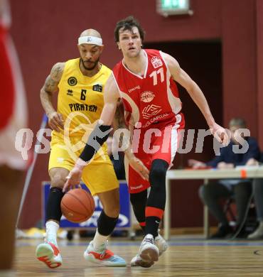 Basketball 2. Liga 2022/2023. Grunddurchgang 12. Runde. Woerthersee Piraten gegen  Upper Austrian Ballers.  Shawn L. Ray  (Piraten),  Justin Sedlak (Upper Austrian Ballers). Klagenfurt, am 7.1.2023.
Foto: Kuess
www.qspictures.net
---
pressefotos, pressefotografie, kuess, qs, qspictures, sport, bild, bilder, bilddatenbank