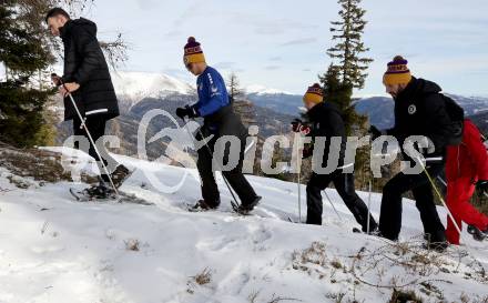 Fussball Bundesliga. Team Building Austria Klagenfurt.  Andrew Irving, Simon Straudi .  Bad Kleinkirchheim, am 11.1.2023.
Foto: Kuess


---
pressefotos, pressefotografie, kuess, qs, qspictures, sport, bild, bilder, bilddatenbank