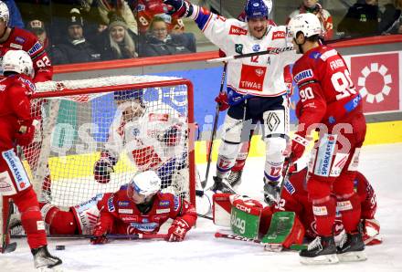 EBEL. Eishockey Bundesliga. EC KAC gegen  HC TIWAG Innsbruck. Torjubel Braeden Shaw, Tyler Coulter (Innsbruck). Klagenfurt, am 13.1.2023.
Foto: Kuess
www.qspictures.net
---
pressefotos, pressefotografie, kuess, qs, qspictures, sport, bild, bilder, bilddatenbank