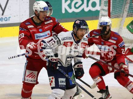 EBEL. Eishockey Bundesliga. EC KAC gegen  Hydro Fehervar AV 19.   Mike Zalewski,  (KAC),    Janos Hari (Fehervar). Klagenfurt, am 17.1.2023.
Foto: Kuess
www.qspictures.net
---
pressefotos, pressefotografie, kuess, qs, qspictures, sport, bild, bilder, bilddatenbank