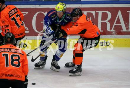 EBEL. Eishockey Bundesliga. EC VSV gegen Graz99ers.   John Hughes,   (VSV),   Aleksi Salonen (Graz). Villach, am 20.1.2023
Foto: Kuess
www.qspictures.net
---
pressefotos, pressefotografie, kuess, qs, qspictures, sport, bild, bilder, bilddatenbank