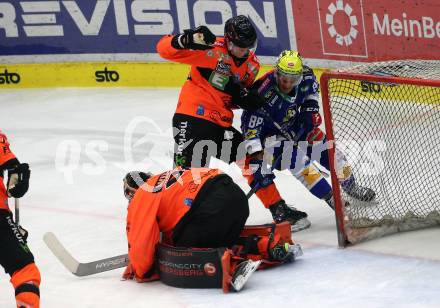 EBEL. Eishockey Bundesliga. EC VSV gegen Graz99ers.   Anthony Luciani,   (VSV),  Michael Kernberger, Nicolas Wieser  (Graz). Villach, am 20.1.2023
Foto: Kuess
www.qspictures.net
---
pressefotos, pressefotografie, kuess, qs, qspictures, sport, bild, bilder, bilddatenbank