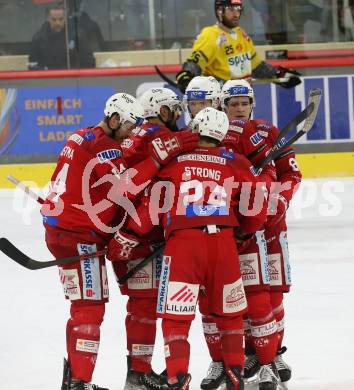 EBEL. Eishockey Bundesliga. EC KAC gegen  spusu Vienna Capitals.   Torjubel Matthew Fraser, Nikolaus Kraus, Lucas Lessio,l Steven Strong, Paul Postma  (KAC).  Klagenfurt, am 27.1.2023.
Foto: Kuess
www.qspictures.net
---
pressefotos, pressefotografie, kuess, qs, qspictures, sport, bild, bilder, bilddatenbank