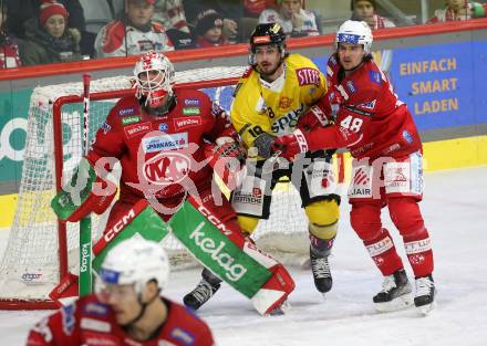 EBEL. Eishockey Bundesliga. EC KAC gegen  spusu Vienna Capitals.  Sebastian Dahm, Samuel Witting,  (KAC),   Darik Angeli   (Vienna Capitals). Klagenfurt, am 27.1.2023.
Foto: Kuess
www.qspictures.net
---
pressefotos, pressefotografie, kuess, qs, qspictures, sport, bild, bilder, bilddatenbank