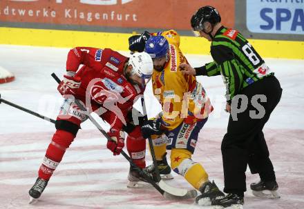 EBEL. Eishockey Bundesliga. EC KAC gegen Asiago Hockey.   Lucas Lessio,  (KAC),    Luke Moncada,  (Asiago), Schiedsrichter. Klagenfurt, am 5.2.2023.
Foto: Kuess
www.qspictures.net
---
pressefotos, pressefotografie, kuess, qs, qspictures, sport, bild, bilder, bilddatenbank