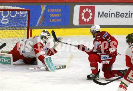 EBEL. Eishockey Bundesliga. EC KAC gegen HCB Suedtirol Alperia.  Fabia Hochegger,  (KAC),    Andreas Bernard  (Bozen). Klagenfurt, am 17.2.2023.
Foto: Kuess
www.qspictures.net
---
pressefotos, pressefotografie, kuess, qs, qspictures, sport, bild, bilder, bilddatenbank