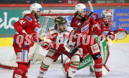 EBEL. Eishockey Bundesliga. EC KAC gegen HCB Suedtirol Alperia.  Rok Ticar David Maier,   (KAC),  Daniel Frank   (Bozen). Klagenfurt, am 17.2.2023.
Foto: Kuess
www.qspictures.net
---
pressefotos, pressefotografie, kuess, qs, qspictures, sport, bild, bilder, bilddatenbank