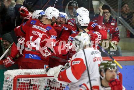 EBEL. Eishockey Bundesliga. EC KAC gegen HCB Suedtirol Alperia.   Torjubel Fabian Hochegger, Paul Postma, Steven STrong  (KAC). Klagenfurt, am 17.2.2023.
Foto: Kuess
www.qspictures.net
---
pressefotos, pressefotografie, kuess, qs, qspictures, sport, bild, bilder, bilddatenbank