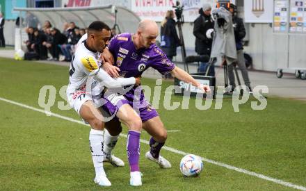 Fussball Bundesliga. SK Austria Klagenfurt gegen RZ Pellets WAC.  Nicolas Wimmer,  (Klagenfurt),  Maurice Maximilian Malone   (WAC). Klagenfurt, am 18.2.2023.
Foto: Kuess
---
pressefotos, pressefotografie, kuess, qs, qspictures, sport, bild, bilder, bilddatenbank