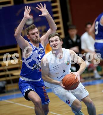 Basketball 2. Liga 2022/2023. Grunddurchgang 17. Runde.  KOS Celovec gegen Kufstein Towers.  Andi Smrtnik (KOS), Karlo Lebo  (Kufstein). Klagenfurt, am 18.2.2023.
Foto: Kuess
www.qspictures.net
---
pressefotos, pressefotografie, kuess, qs, qspictures, sport, bild, bilder, bilddatenbank