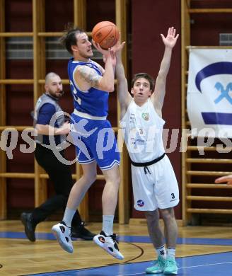 Basketball 2. Liga 2022/2023. Grunddurchgang 17. Runde.  KOS Celovec gegen Kufstein Towers. Niklas Michel (KOS), Fabio Thaler  (Kufstein). Klagenfurt, am 18.2.2023.
Foto: Kuess
www.qspictures.net
---
pressefotos, pressefotografie, kuess, qs, qspictures, sport, bild, bilder, bilddatenbank