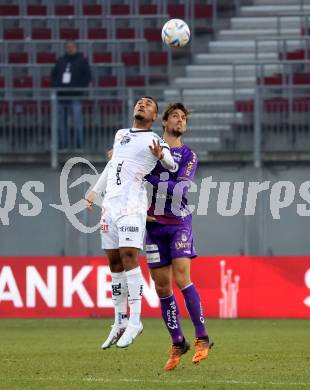 Fussball Bundesliga. SK Austria Klagenfurt gegen RZ Pellets WAC.  Thorsten Mahrer,  (Klagenfurt),  Maurice Maximilian Malone  (WAC). Klagenfurt, am 18.2.2023.
Foto: Kuess
---
pressefotos, pressefotografie, kuess, qs, qspictures, sport, bild, bilder, bilddatenbank