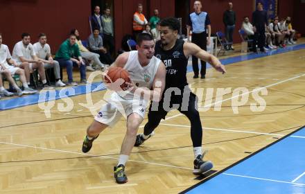 Basketball 2. Liga 2022/2023. Grunddurchgang 18. Runde.  KOS Celovec gegen Woerthersee Piraten.  Grega Sajevic  (KOS),  Marcus Holyfield (Piraten). Klagenfurt, am 25.2.2023.
Foto: Kuess
www.qspictures.net
---
pressefotos, pressefotografie, kuess, qs, qspictures, sport, bild, bilder, bilddatenbank