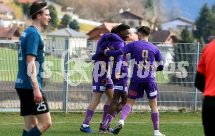 Fussball. Kaerntner Liga. Kraig gegen Austria Klagenfurt Amateure.  Torjubel Josip Pejic, Mersei Dieu Nsandi, Ishak Osmanovic (Klagenfurt). Treibach, 25.3.2023
Foto: Kuess


---
pressefotos, pressefotografie, kuess, qs, qspictures, sport, bild, bilder, bilddatenbank