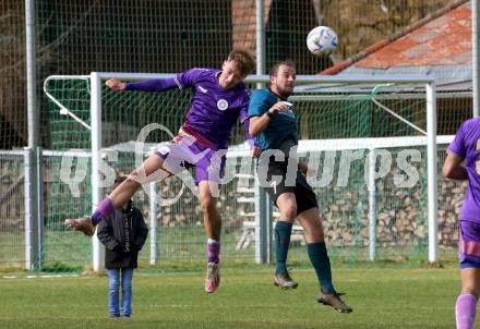 Fussball. Kaerntner Liga. Kraig gegen Austria Klagenfurt Amateure.   Georg Pirker (Kraig),  Dennis Meschnik  (Klagenfurt). Treibach, 25.3.2023
Foto: Kuess


---
pressefotos, pressefotografie, kuess, qs, qspictures, sport, bild, bilder, bilddatenbank