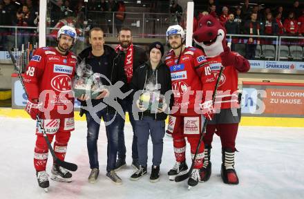 EBEL. Eishockey Bundesliga. EC KAC gegen Salzburg.    Spieler des Abends Samuel Witting, Thomas Vallant (KAC).  Klagenfurt, am 31.3.2023.
Foto: Kuess
www.qspictures.net
---
pressefotos, pressefotografie, kuess, qs, qspictures, sport, bild, bilder, bilddatenbank