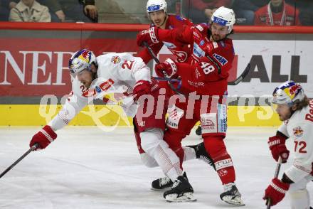 EBEL. Eishockey Bundesliga. EC KAC gegen Salzburg.   Samuel Witting.  (KAC), Dennis Eamon Robertson    (Salzburg). Klagenfurt, am 31.3.2023.
Foto: Kuess
www.qspictures.net
---
pressefotos, pressefotografie, kuess, qs, qspictures, sport, bild, bilder, bilddatenbank