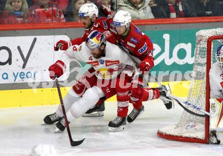 EBEL. Eishockey Bundesliga. EC KAC gegen Salzburg.   Simeon Schwinger, Thomas Vallant,   (KAC),  Andrew Jay MacWilliam  (Salzburg). Klagenfurt, am 31.3.2023.
Foto: Kuess
www.qspictures.net
---
pressefotos, pressefotografie, kuess, qs, qspictures, sport, bild, bilder, bilddatenbank