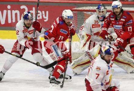 EBEL. Eishockey Bundesliga. EC KAC gegen Salzburg.    Rihards Bukarts,  (KAC),   Dennis Eamon Robertson (Salzburg). Klagenfurt, am 31.3.2023.
Foto: Kuess
www.qspictures.net
---
pressefotos, pressefotografie, kuess, qs, qspictures, sport, bild, bilder, bilddatenbank