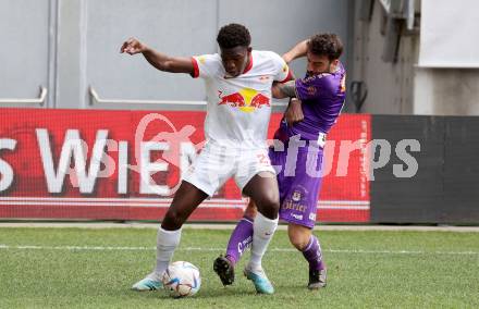 Fussball Bundesliga. SK Austria Klagenfurt gegen Salzburg.  Kosmas Gkezos, (Klagenfurt),     Lucas Gourna-Douath (Salzburg).  Klagenfurt, am 2.4.2023.
Foto: Kuess
---
pressefotos, pressefotografie, kuess, qs, qspictures, sport, bild, bilder, bilddatenbank