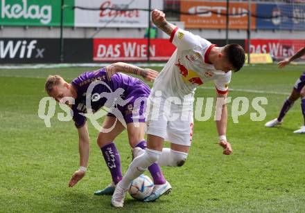 Fussball Bundesliga. SK Austria Klagenfurt gegen Salzburg.  Florian Jaritz, (Klagenfurt),    Benjamin Sesko  (Salzburg).  Klagenfurt, am 2.4.2023.
Foto: Kuess
---
pressefotos, pressefotografie, kuess, qs, qspictures, sport, bild, bilder, bilddatenbank