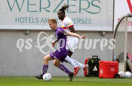 Fussball Bundesliga. SK Austria Klagenfurt gegen Salzburg.  Christopher CVetko,  (Klagenfurt),  Solet Bomawoko Oumar Mickael  (Salzburg).  Klagenfurt, am 2.4.2023.
Foto: Kuess
---
pressefotos, pressefotografie, kuess, qs, qspictures, sport, bild, bilder, bilddatenbank